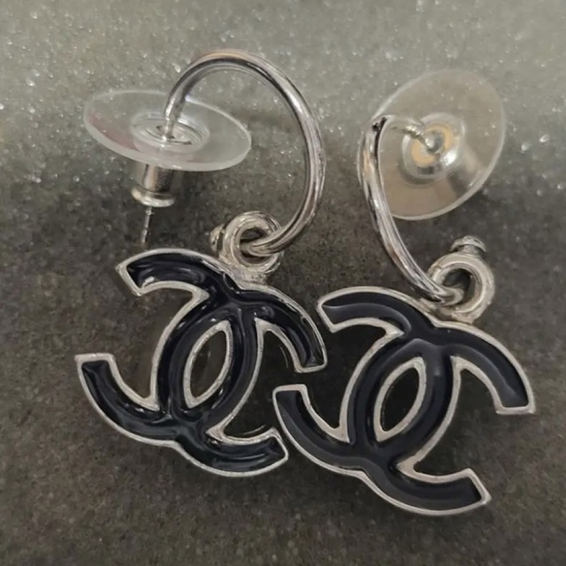 CHANEL ピアス テテ BTS CHANEL ピアス テテ BTS
