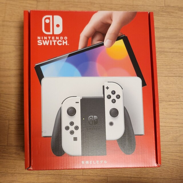 Nintendo Switch(ニンテンドースイッチ)の【使用回数少ないです】任天堂スイッチ　有機EL本体 エンタメ/ホビーのゲームソフト/ゲーム機本体(家庭用ゲーム機本体)の商品写真