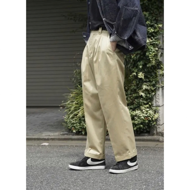 FARAH（ファーラーThree tuck Wide Tapered Pants 世界の 40.0%割引