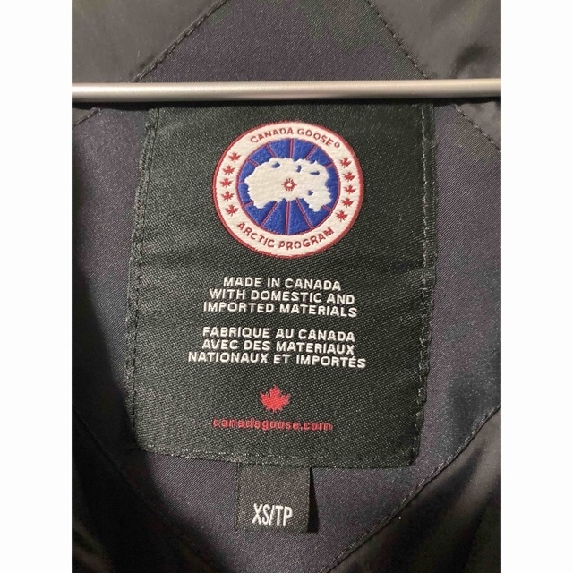 CANADA GOOSE(カナダグース)のカナダグース　ジャスパー　ネイビー　ＸＳ メンズのジャケット/アウター(ダウンジャケット)の商品写真