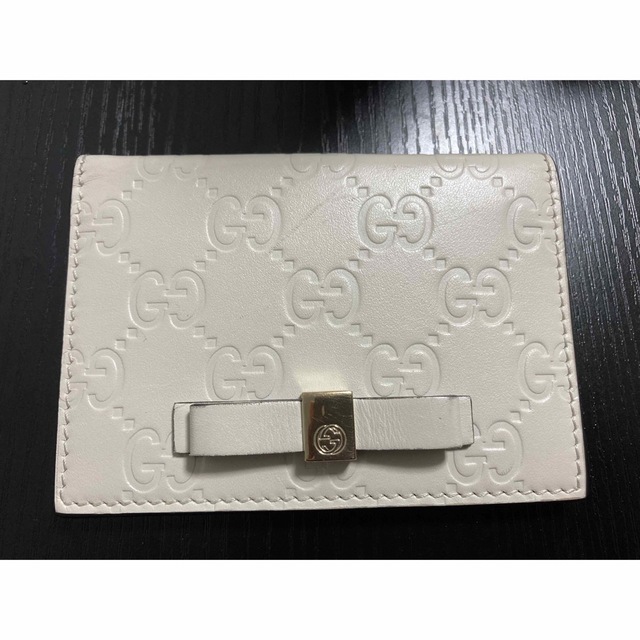直営限定 GUCCI グッチ シマレザー リボン パスケース ホワイト www.m