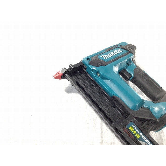 マキタ マキタ 18V 35mm 充電式面木釘打 FN350DZK 本体+ケース付