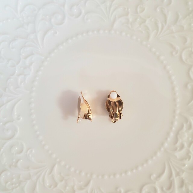 Vintage Fllower earrings ハンドメイドのアクセサリー(イヤリング)の商品写真