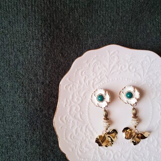 Vintage Fllower earrings(イヤリング)