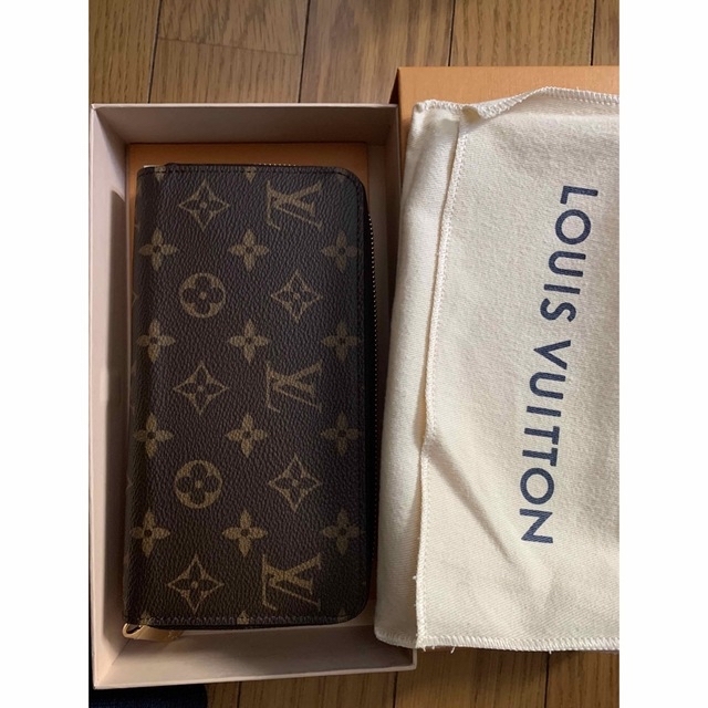 最高の LOUIS VUITTON ルイヴィトン ジッピーウォレット - 財布 - www