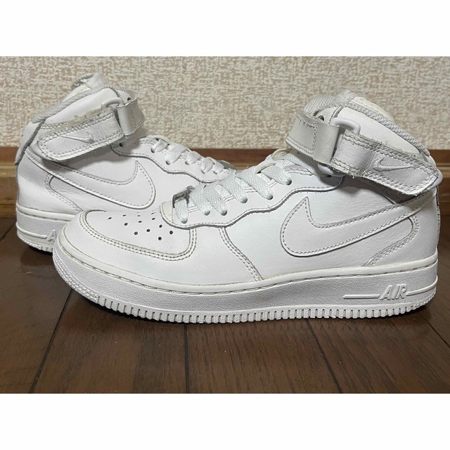 NIKE AIR FORCE 1 MID 07 23.5cm