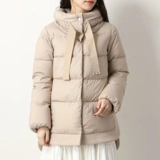 美品✨✨　最終値下げ　HERNO カーキブラウン　ダウン