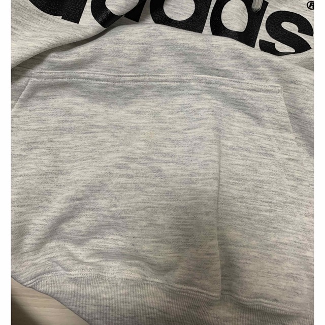 adidas(アディダス)のadidas グレーパーカー メンズのトップス(パーカー)の商品写真