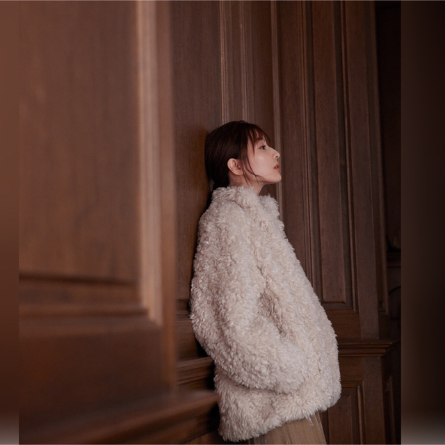 CLANE(クラネ)のMINAMI TANAKA×CLANE CURL FUR SHORT COAT2 レディースのジャケット/アウター(その他)の商品写真