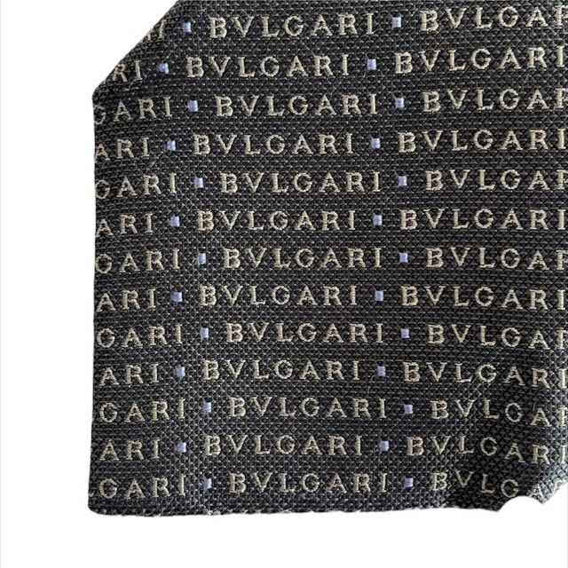 【上品】ブルガリ　BVLGARI ネクタイ　グレー　シルク　美しい♡