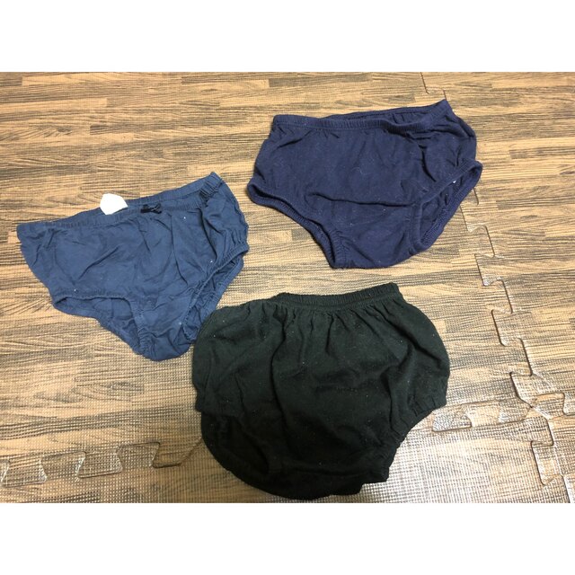 GAP(ギャップ)のインナーパンツ 3着セット キッズ/ベビー/マタニティのこども用ファッション小物(その他)の商品写真