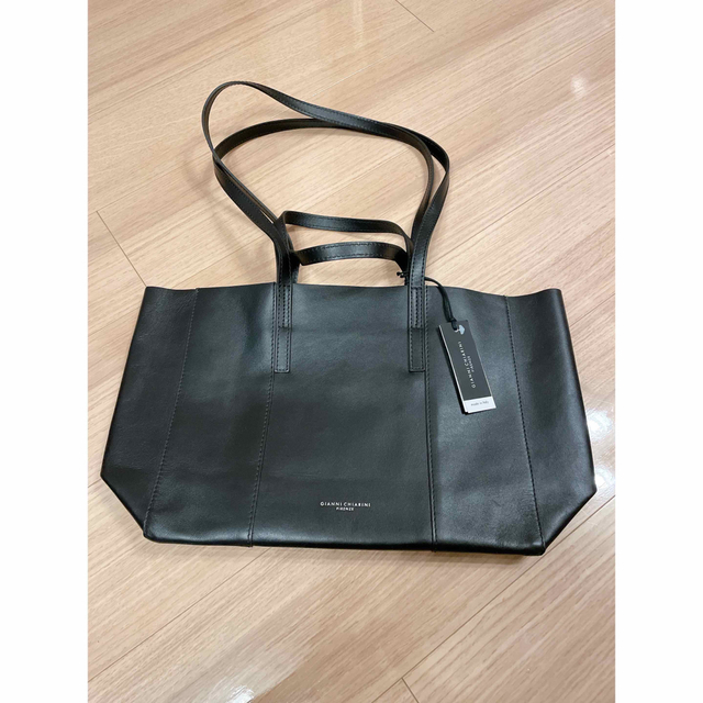 【お買得!】 GIANNI CHIARINI ジャンニキャリーニ トートバッグ 黒