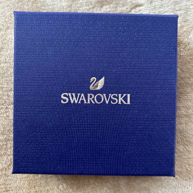 スワロフスキー SWAROVSKI 2