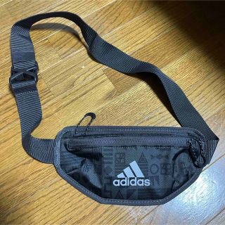 アディダス(adidas)の【adidas】ランニングポーチ(ボディバッグ/ウエストポーチ)