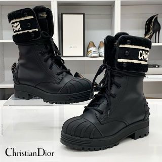 Christian Dior レザーブーティ