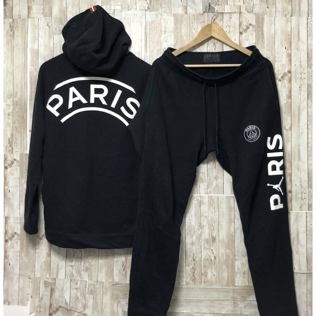 NIKE PARIS セットアップ