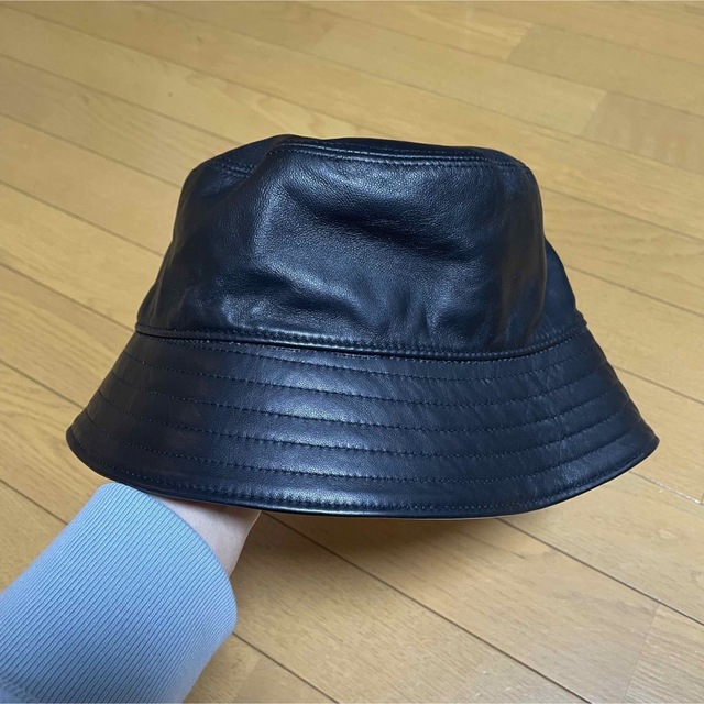 VAPORIZE(ヴェイパライズ)のVAPORIZE / Sheep Leather Bucket Hat メンズの帽子(ハット)の商品写真