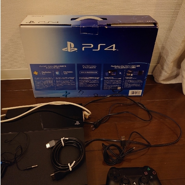 SONY ps4 PlayStation4本体　CUH-1100A B01
