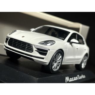 ミニチャンプス 特注 1/43 ポルシェ マカン ターボ 2018(ミニカー)