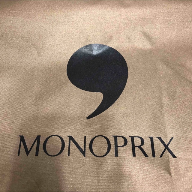 MONOPRIX モノプリ　エコバッグ ゴールド　GOLD モノプリロゴ レディースのバッグ(エコバッグ)の商品写真