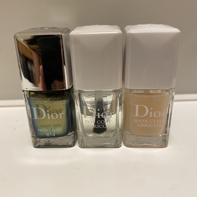 Dior(ディオール)のDior（ディオール）　ディオール ヴェルニ 814 ネイルセット コスメ/美容のネイル(マニキュア)の商品写真