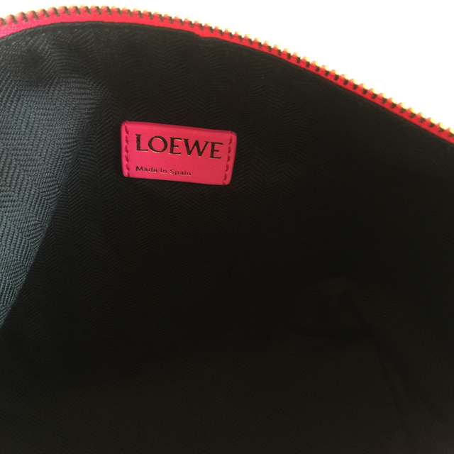 当社の LOEWE - 確実正規品!LOEWE 大人気 キュービィ ハンドバッグ