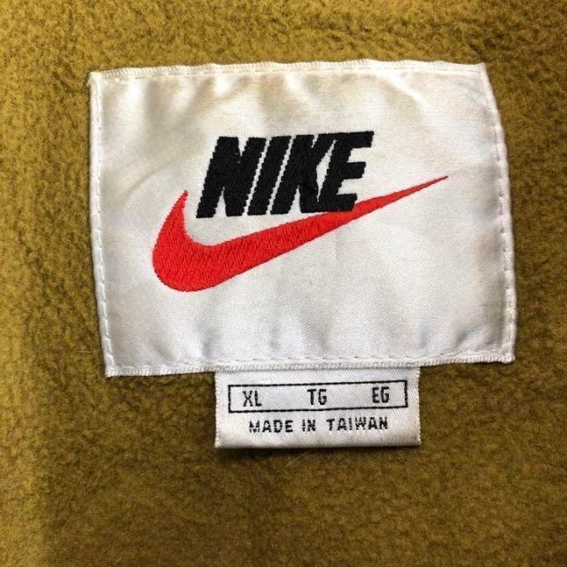 90s古着　NIKE ナイキ　刺繍ロゴ　ナイロンジャケット　グリーン　XL