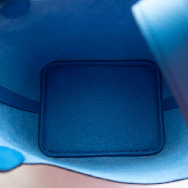 専用☆牛本革　ハンドバッグ　シルバー金具　リボンスカーフ　付き　M　ブルー レディースのバッグ(ハンドバッグ)の商品写真