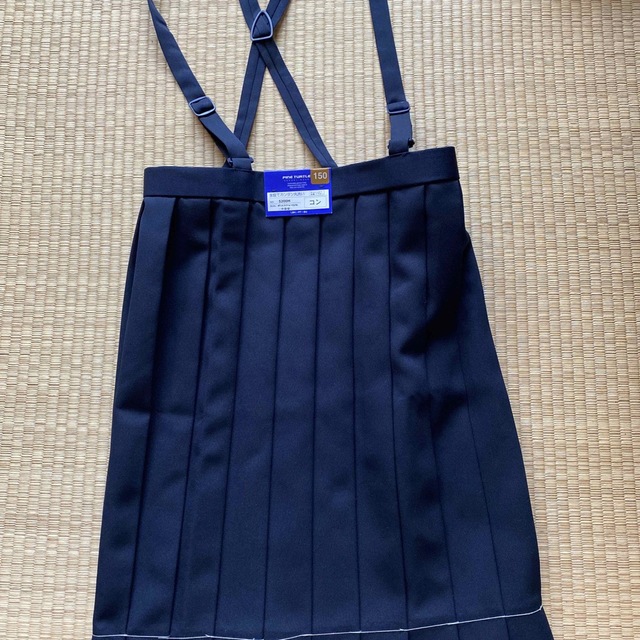 TMY様専用　お値下げしました　制服スカート150A キッズ/ベビー/マタニティのキッズ服女の子用(90cm~)(スカート)の商品写真