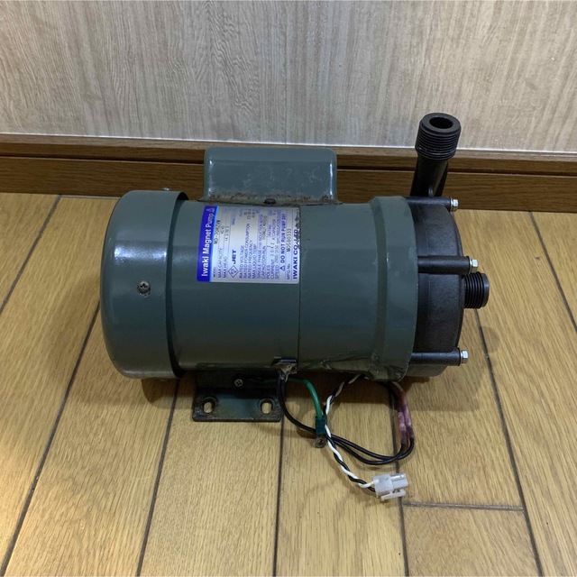 スポーツ/アウトドアiwaki magnet pump MD-70RZM 100V