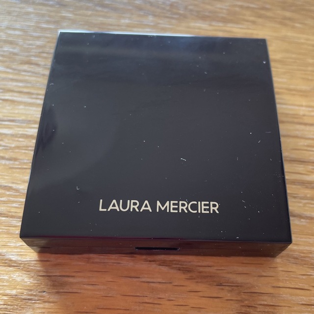 laura mercier(ローラメルシエ)のローラメルシエ  ブラッシュカラーインフュージョン チャイ コスメ/美容のベースメイク/化粧品(チーク)の商品写真