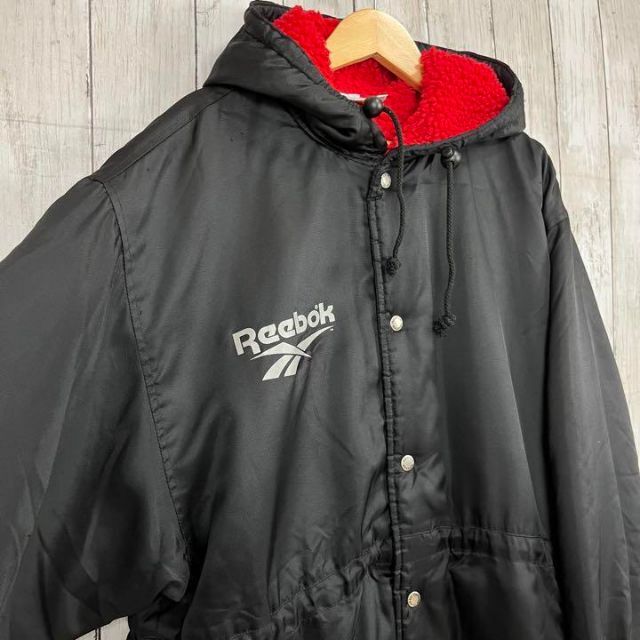 Reebok(リーボック)の90sヴィンテージ古着REEBOKリーボック　裏ボアフリースベンチコート　M黒赤 メンズのジャケット/アウター(ナイロンジャケット)の商品写真