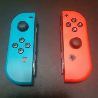 ニンテンドースイッチ(Nintendo Switch)のNintendo JOY-CON (L)/(R) ネオンレッド/ネオンブルー(その他)