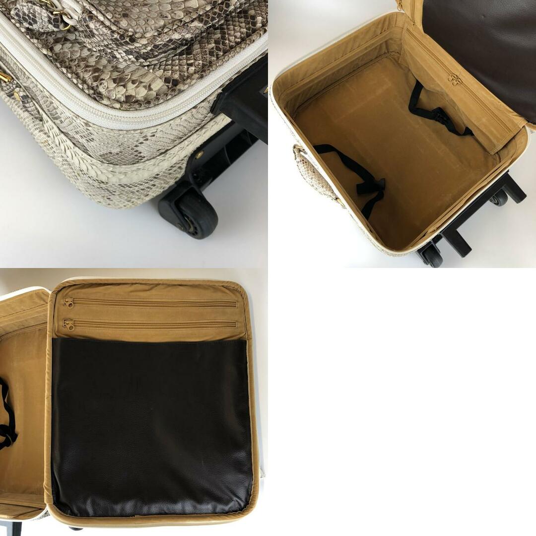 日本製 本革 パイソン スーツケース 約30L キャリーケース キャリーバッグ ホワイト系 リアルレザー 蛇 ヘビ 旅行バッグ 旅行鞄 USED 【中古】 メンズのバッグ(トラベルバッグ/スーツケース)の商品写真