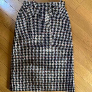 バーバリー(BURBERRY)の《BURBERRY》タイトスカート(ひざ丈スカート)