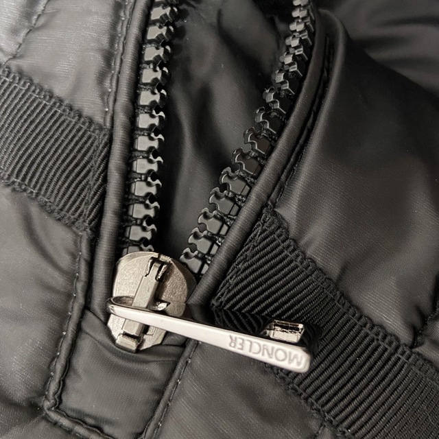 MONCLER(モンクレール)のモンクレール　エルミファー　0サイズ レディースのジャケット/アウター(ダウンコート)の商品写真