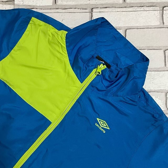 UMBRO(アンブロ)の人気 umbro ナイロンジャケット ロゴプリント ブルー キッズ152cm  キッズ/ベビー/マタニティのキッズ服男の子用(90cm~)(ジャケット/上着)の商品写真