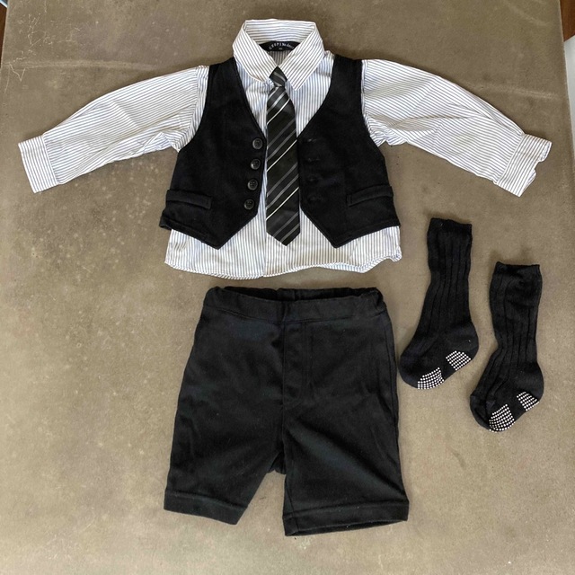 ベビー80センチ　フォーマル　スーツセット キッズ/ベビー/マタニティのベビー服(~85cm)(セレモニードレス/スーツ)の商品写真