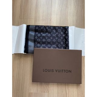 ルイヴィトン(LOUIS VUITTON)のM75123 ショール・モノグラム シャイン(ストール/パシュミナ)