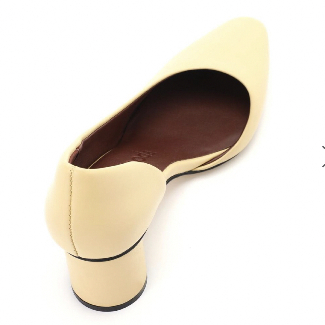 新品サイズ39 piu comodaローズバッド羊皮靴yellow上品色女性革靴 レディースの靴/シューズ(ハイヒール/パンプス)の商品写真