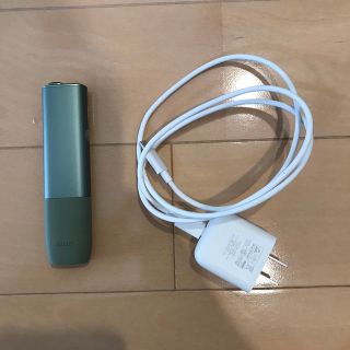 アイコス(IQOS)のアイコスイルマワン　製品登録済み　本体　ケーブルのみ(タバコグッズ)