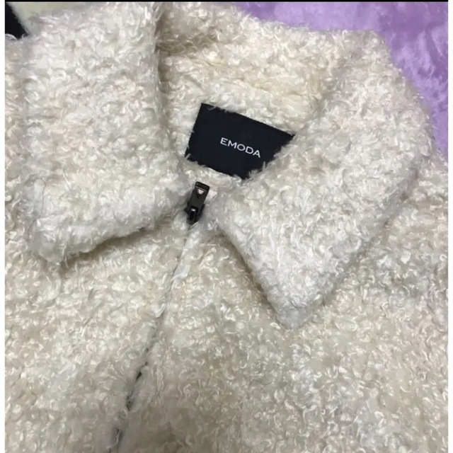 EMODA ファーコート 美品♡ レディースのジャケット/アウター(毛皮/ファーコート)の商品写真