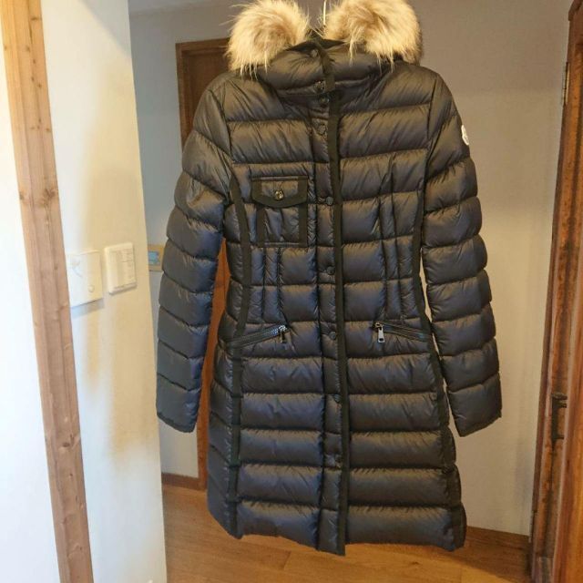 プレゼントを選ぼう! MONCLER - 【ほぼ未使用】【2021〜2022秋冬】モンクレール エルミファー サイズS ダウンジャケット プレゼントを選ぼう! MONCLER - 【ほぼ未使用】【2021〜2022秋冬】モンクレール エルミファー サイズS ダウンジャケット