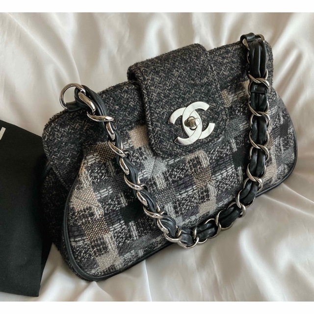 CHANEL(シャネル)の専用♡シャネル　CHANEL ツイード　チェーン　ショルダーバッグ  レディースのバッグ(ショルダーバッグ)の商品写真