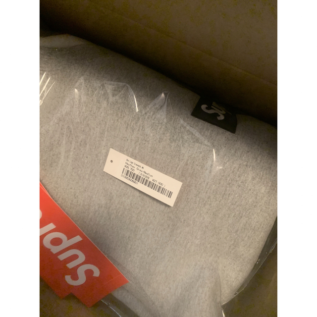 いラインアップ Box Supreme - Supreme Logo Mサイズ Crewneck