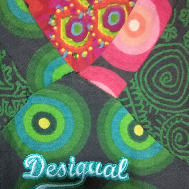 DESIGUAL(デシグアル)の【お買い得！] Desigualワンピース 長袖かわいい レディースのワンピース(ロングワンピース/マキシワンピース)の商品写真