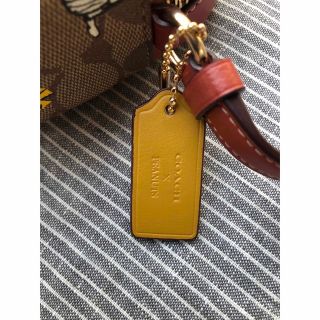 COACH - 新品 コーチ スヌーピー ショルダーバッグ シグネチャー の