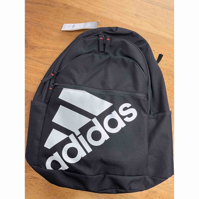 adidas(アディダス)の再値下げ　adidas リュック　新品未使用　キッズ キッズ/ベビー/マタニティのこども用バッグ(リュックサック)の商品写真