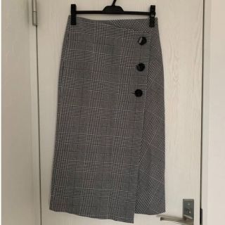 ザラ(ZARA)の【新品】ロングスカート　ZARA ザラ　チェックスカート　千鳥　ギンガムチェック(ロングスカート)