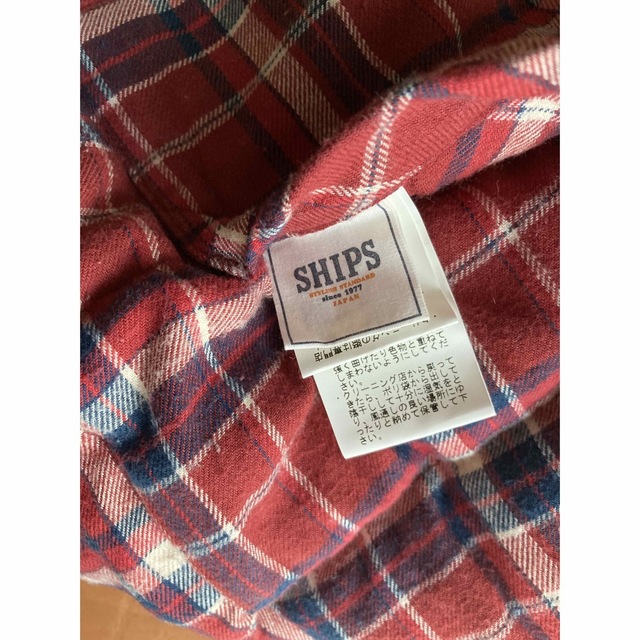 SHIPS(シップス)のSHIPS シップス リバーシブル ダウンベスト レディースのジャケット/アウター(ダウンベスト)の商品写真